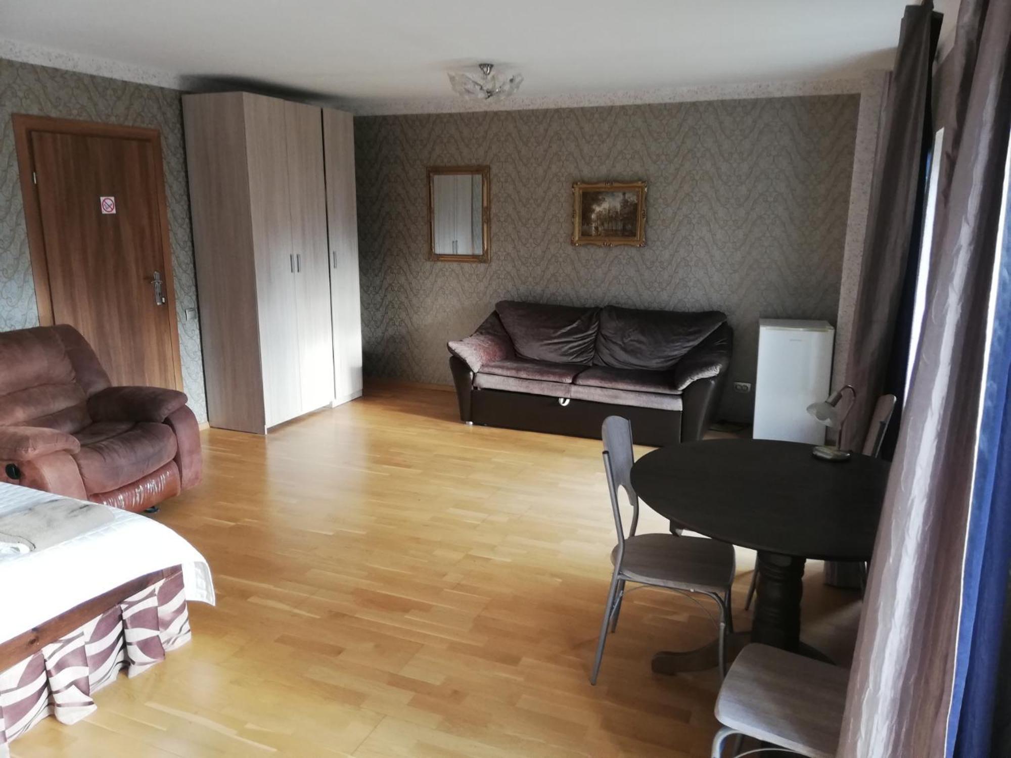Oti Guesthouse Tallinn Extérieur photo