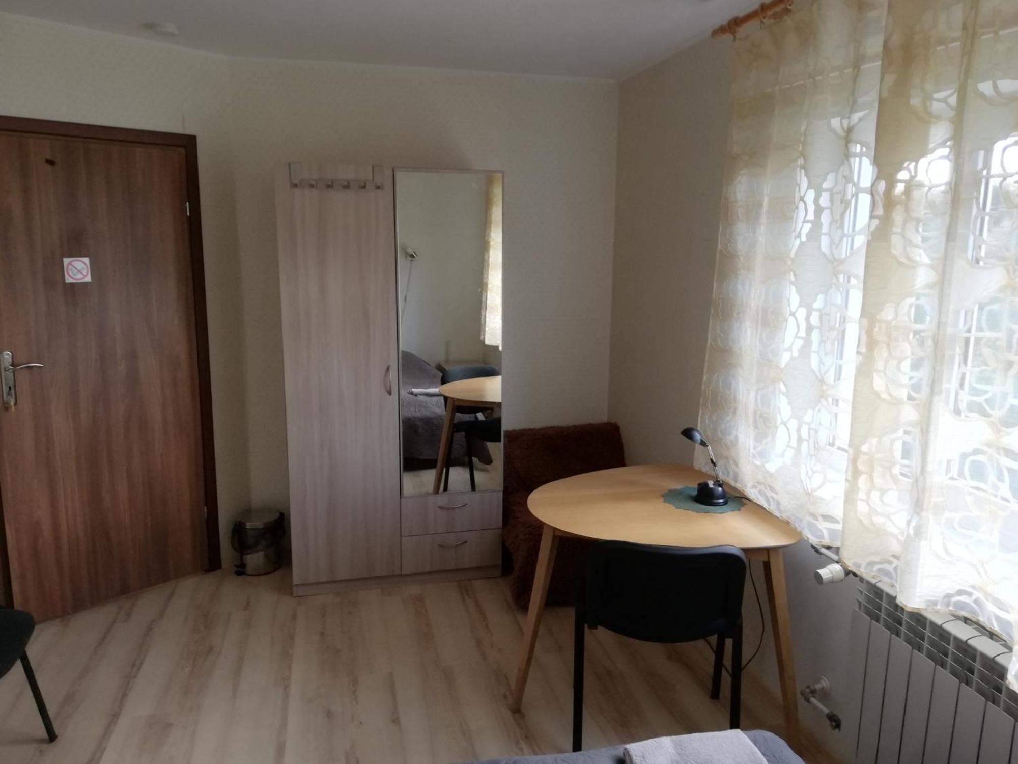 Oti Guesthouse Tallinn Extérieur photo