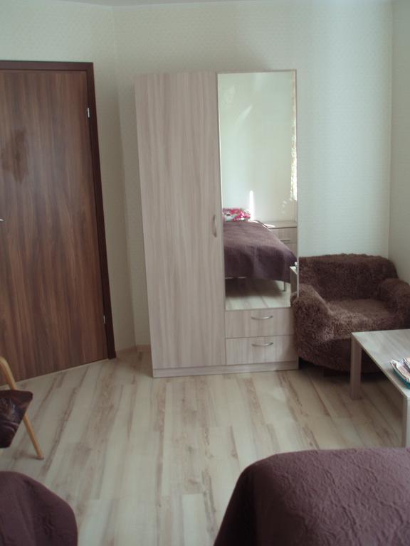 Oti Guesthouse Tallinn Chambre photo